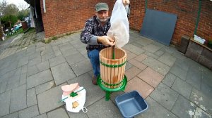 Obstsaftpresse richtig zusammenbauen