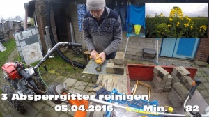 Absperrgitter reinigen